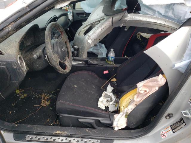 JF1ZNAA17D2706209 - 2013 TOYOTA SCION FR-S 银色 照片 7