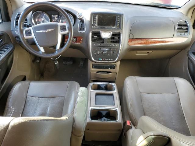 2C4RC1CG5CR133604 - 2012 CHRYSLER TOWN & COU TOURING L RED photo 8