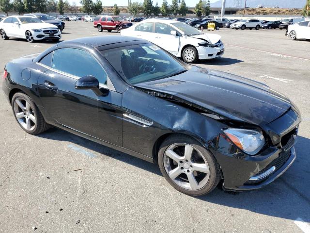 WDDPK4HA5CF035492 - 2012 MERCEDES-BENZ SLK 250 BLACK photo 4