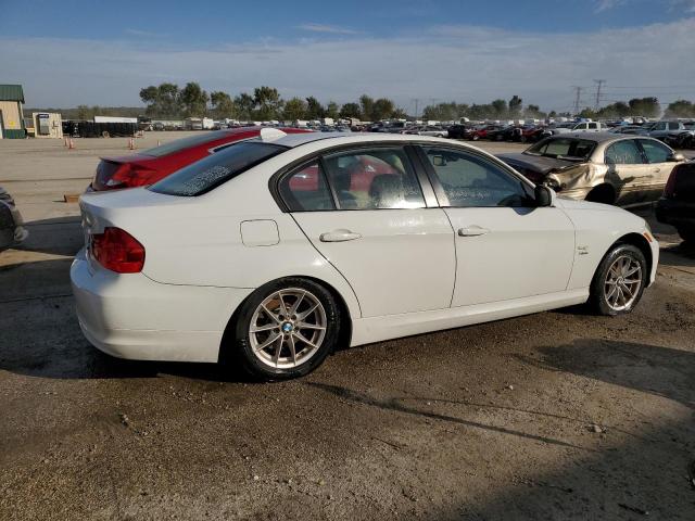 WBAPK7C58AA459200 - 2010 BMW 328 XI WHITE photo 3