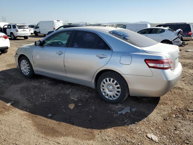 4T4BF3EK6BR128338 - 2011 TOYOTA CAMRY BASE SILVER photo 2