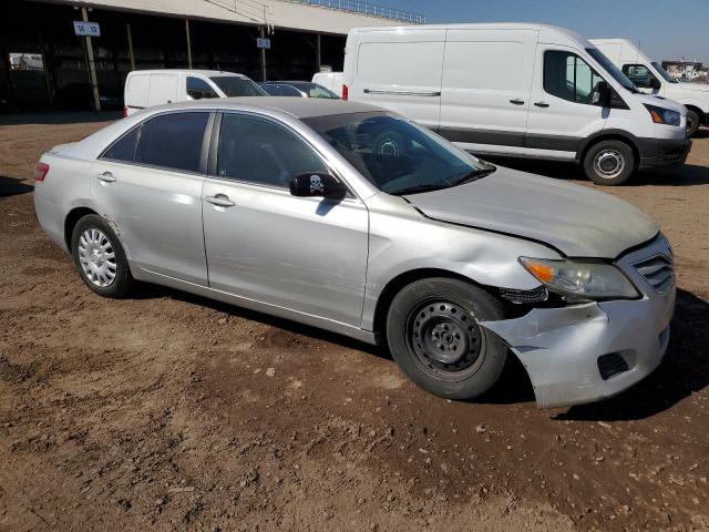 4T4BF3EK6BR128338 - 2011 TOYOTA CAMRY BASE SILVER photo 4