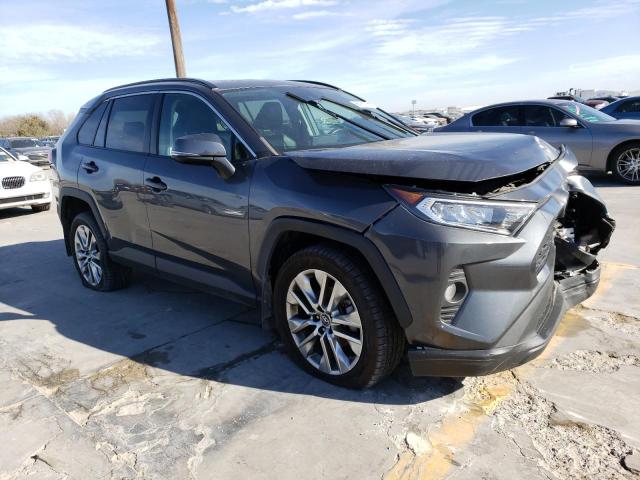 2T3A1RFV9KW009948 - 2019 TOYOTA RAV4 XLE PREMIUM GRAY photo 4