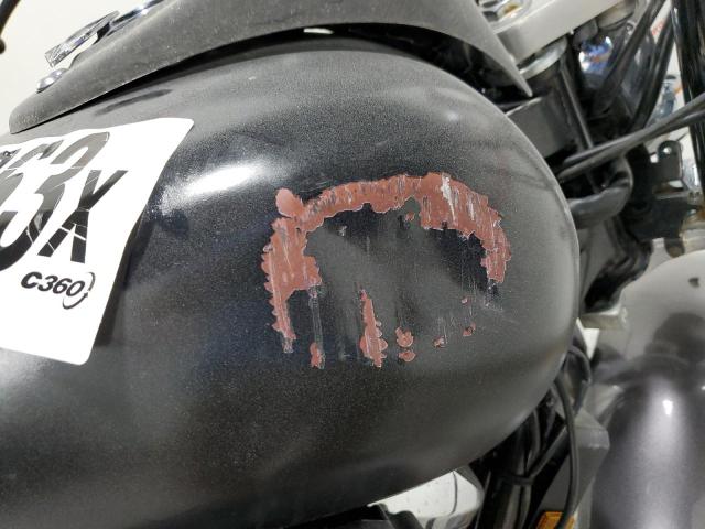 JH2RC44333M703963 - 2003 HONDA VT750 CDA 黑色 照片 12