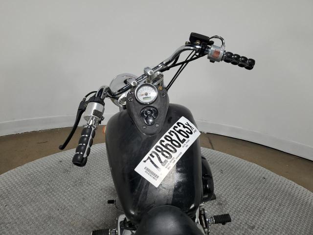 JH2RC44333M703963 - 2003 HONDA VT750 CDA 黑色 照片 7