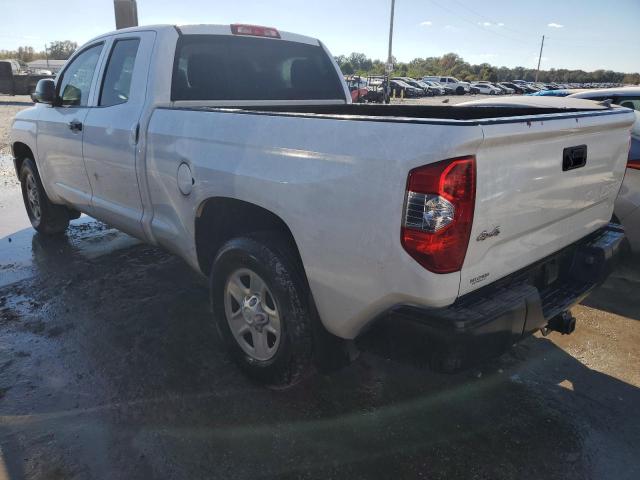 5TFUW5F1XHX602680 - 2017 TOYOTA TUNDRA DOUBLE CAB SR/SR5 WHITE photo 2