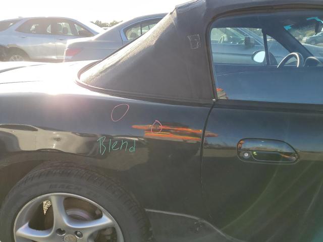 JM1NB353X30301710 - 2003 MAZDA MX-5 MIATA BASE BLACK photo 10