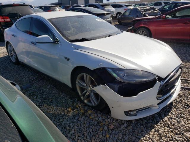 5YJSA1AC7DFP10976 - 2013 TESLA MODEL S Սպիտակ լուսանկար 4