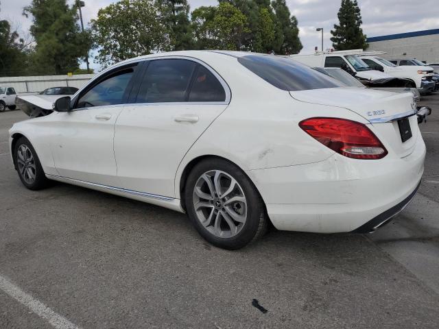 55SWF4JB4JU273587 - 2018 MERCEDES-BENZ C 300 WHITE photo 2