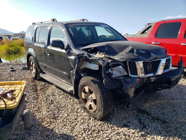 5N1AR18W45C782586 - 2005 NISSAN PATHFINDER LE 黑色 照片 4