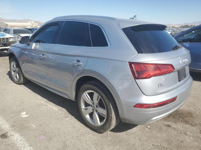 WA1ANAFY4K2097911 - 2019 AUDI Q5 PREMIUM SILVER photo 2