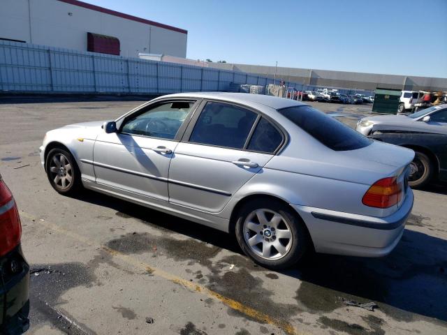 WBAAZ33433PH31530 - 2003 BMW 3 SERIES I SILVER photo 2