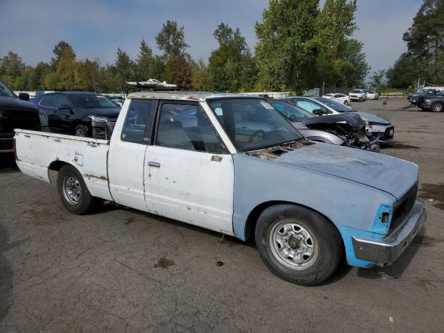 JN6ND06S1DW018381 - 1983 DATSUN 720 KING CAB WHITE photo 4