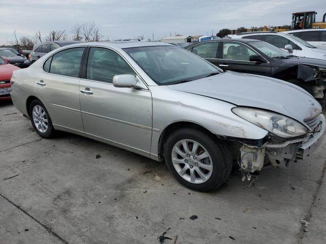 JTHBF30G220075791 - 2002 LEXUS ES 300 SILVER photo 4