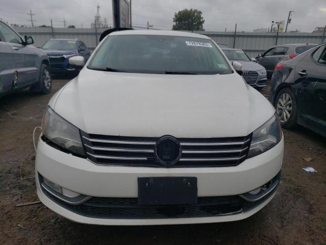 1VWAS7A30FC111569 - 2015 VOLKSWAGEN PASSAT S WHITE photo 5