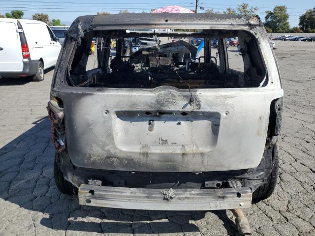 JTLKE50E681058269 - 2008 TOYOTA SCION XB BURN photo 6