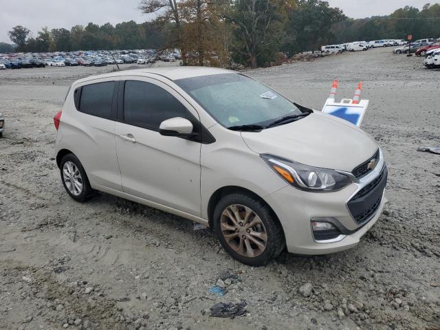 KL8CD6SA2LC447905 - 2020 CHEVROLET SPARK 1LT BEIGE photo 4