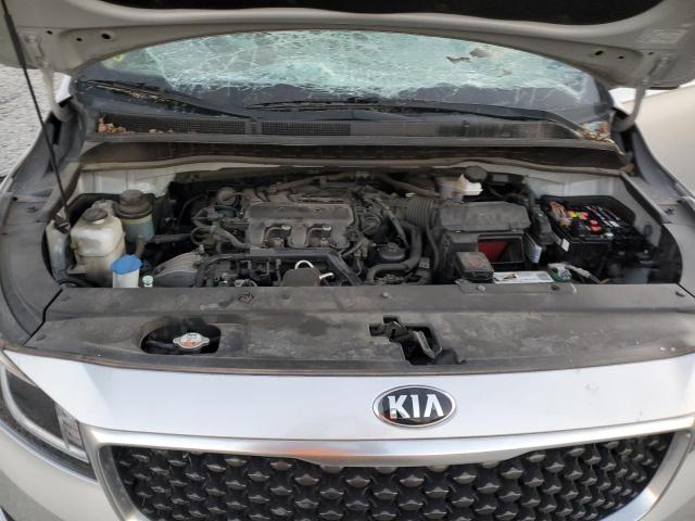 KNDMA5C16G6181189 - 2016 KIA SEDONA L SILVER photo 12