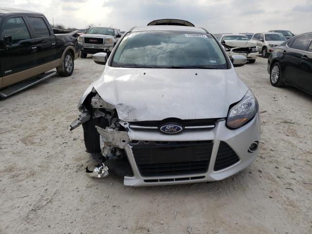 1FADP3N21EL463284 - 2014 FORD FOCUS TITANIUM SILVER photo 5