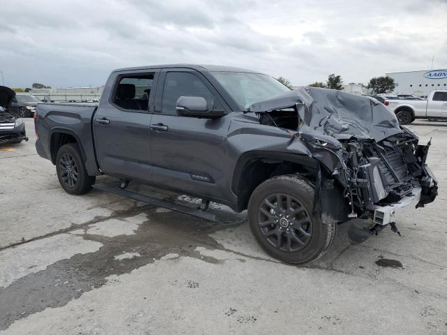 5TFNA5DB7PX116079 - 2023 TOYOTA TUNDRA CREWMAX PLATINUM Graphit Foto 4
