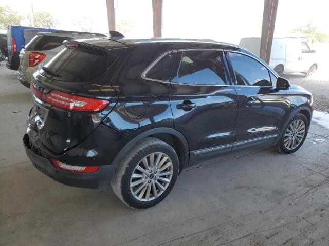5LMCJ1C97KUL39594 - 2019 LINCOLN MKC BLACK photo 3