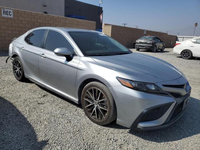 4T1T11AK1PU834874 - 2023 TOYOTA CAMRY SE NIGHT SHADE SILVER photo 4