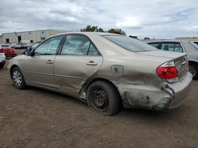 4T1BE32K05U020576 - 2005 TOYOTA CAMRY LE TAN photo 2