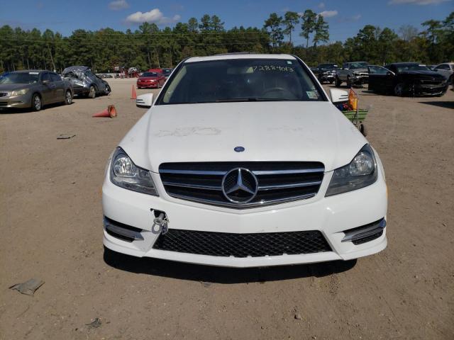 WDDGF4HB9EG229680 - 2014 MERCEDES-BENZ C 250 WHITE photo 5