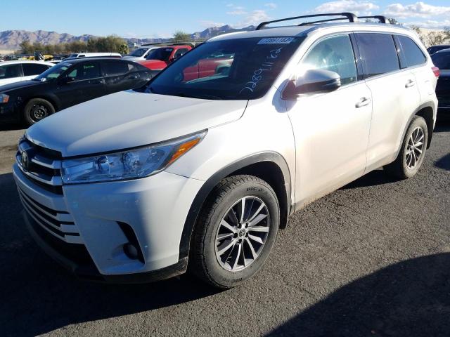 5TDJZRFH3KS567704 - 2019 TOYOTA HIGHLANDER SE WHITE photo 1