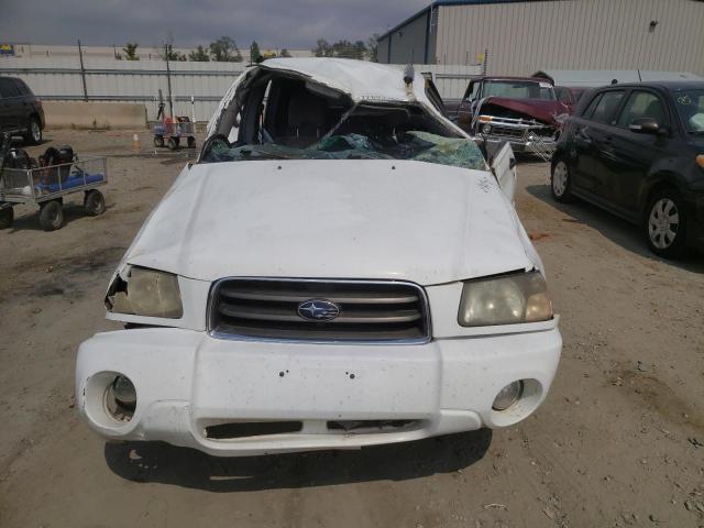JF1SG65645G738781 - 2005 SUBARU FORESTER 2.5XS Белый фото 5