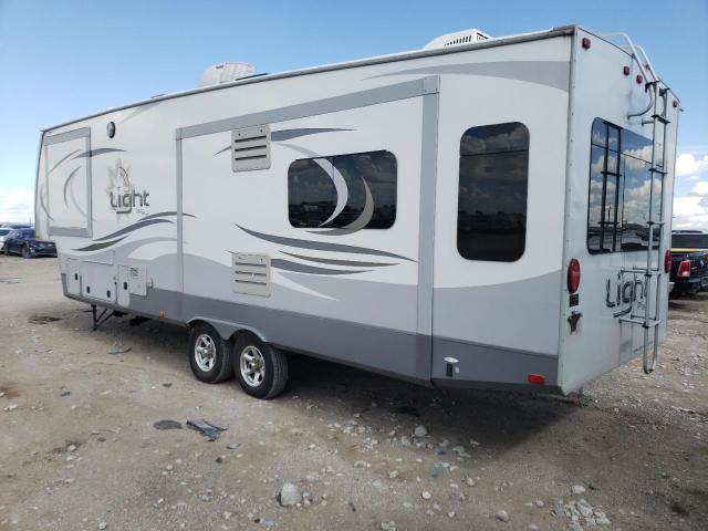 5XMFX3329E2013799 - 2014 OPEN 5TH WHEEL WHITE photo 3