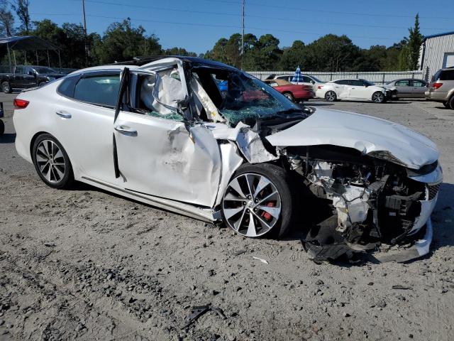 5XXGV4L21GG045753 - 2016 KIA OPTIMA SXL WHITE photo 4