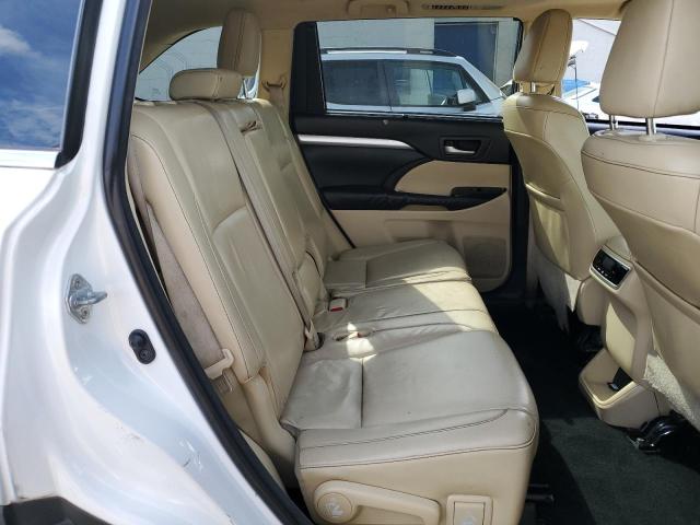5TDJKRFH1GS280566 - 2016 TOYOTA HIGHLANDER XLE WHITE photo 11