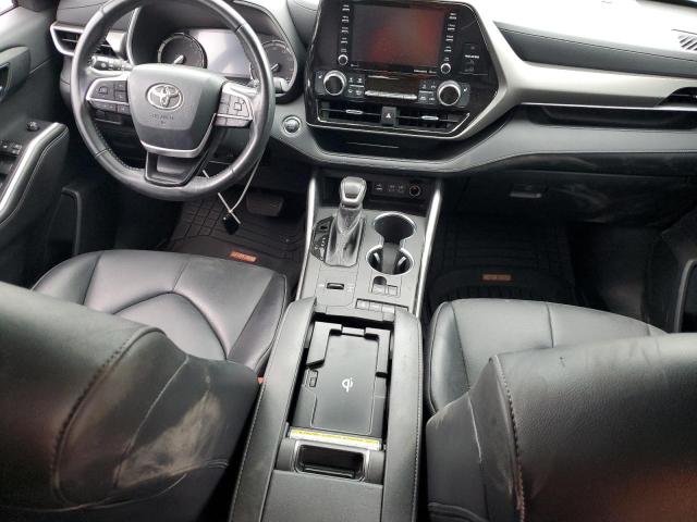 5TDGZRAH3NS538838 - 2022 TOYOTA HIGHLANDER XLE GRAY photo 8