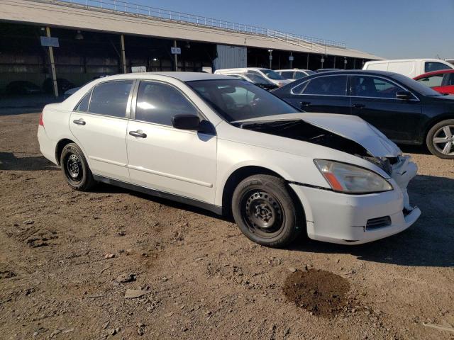 JHMCM56117C010591 - 2007 HONDA ACCORD VALUE WHITE photo 4