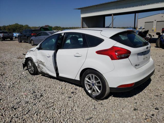 1FADP3K24HL272838 - 2017 FORD FOCUS SE WHITE photo 2