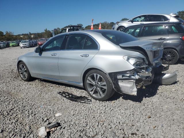 55SWF4JBXJU254154 - 2018 MERCEDES-BENZ C 300 SILVER photo 2