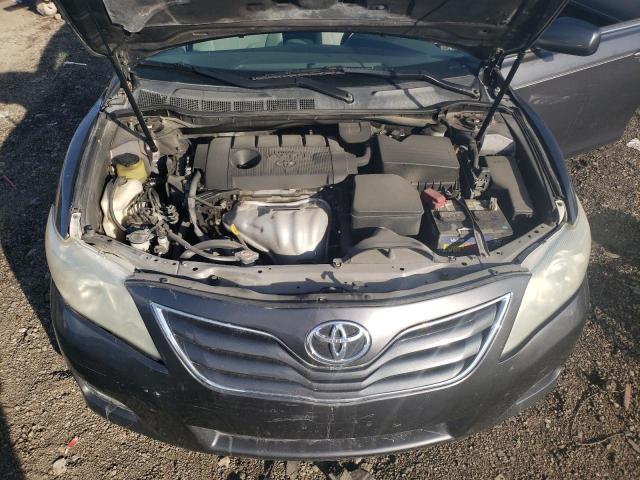 4T4BF3EKXBR183536 - 2011 TOYOTA CAMRY BASE GRAY photo 11