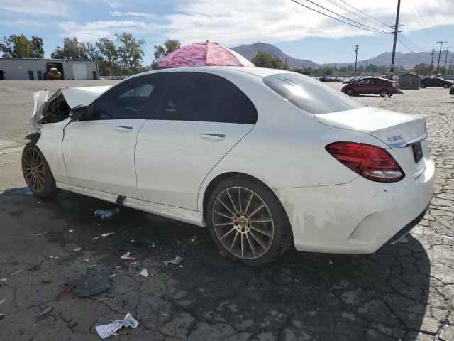 55SWF4JB6JU262428 - 2018 MERCEDES-BENZ C 300 WHITE photo 2