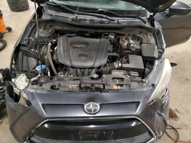 3MYDLBZV5GY135351 - 2016 TOYOTA SCION IA GRAY photo 11