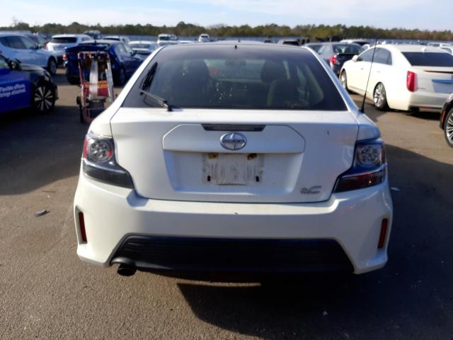 JTKJF5C71GJ017945 - 2016 TOYOTA SCION TC 白色 照片 6