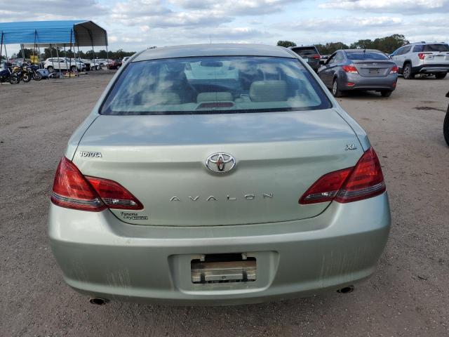 4T1BK36B78U298690 - 2008 TOYOTA AVALON XL GREEN photo 6