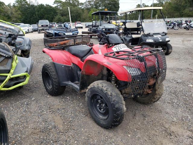 1HFTE3726D4404089 - 2013 HONDA TRX420 FPA RED photo 1