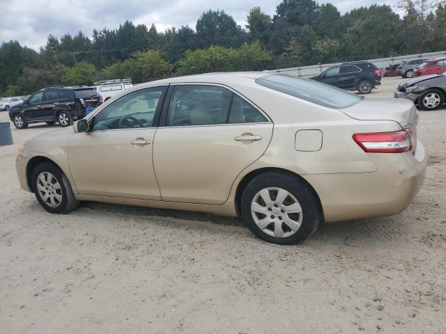 JTNBF3EK6A3000356 - 2010 TOYOTA CAMRY BASE GOLD photo 2