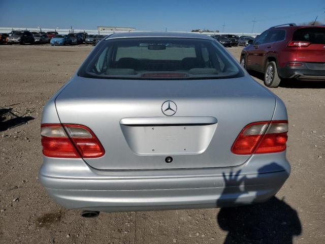 WDBLJ65G1WF033970 - 1998 MERCEDES-BENZ CLK 320 SILVER photo 6