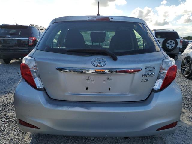 JTDKTUD30CD522393 - 2012 TOYOTA YARIS SILVER photo 6