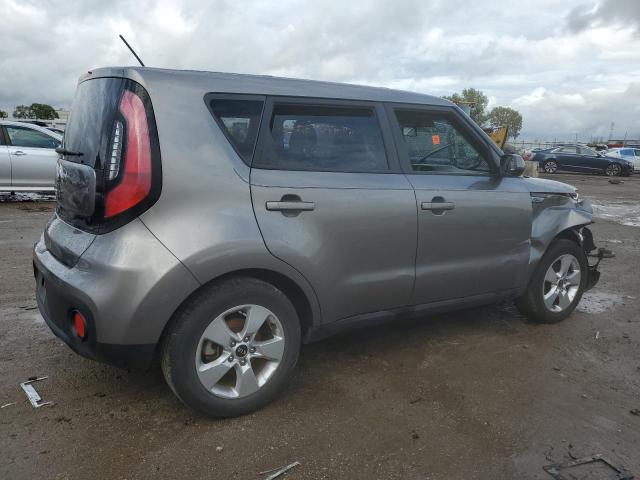 KNDJN2A21J7539995 - 2018 KIA SOUL GRAY photo 3