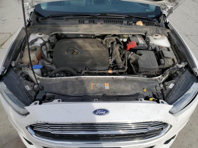 3FA6P0HDXER121984 - 2014 FORD FUSION SE WHITE photo 11