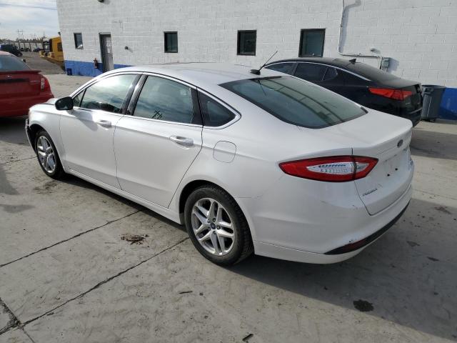 3FA6P0HDXER121984 - 2014 FORD FUSION SE WHITE photo 2