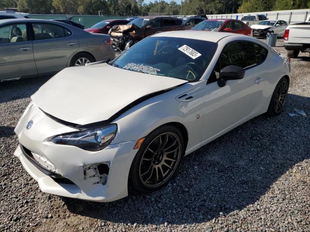 JF1ZNAA11H8705365 - 2017 TOYOTA 86 BASE WHITE photo 1